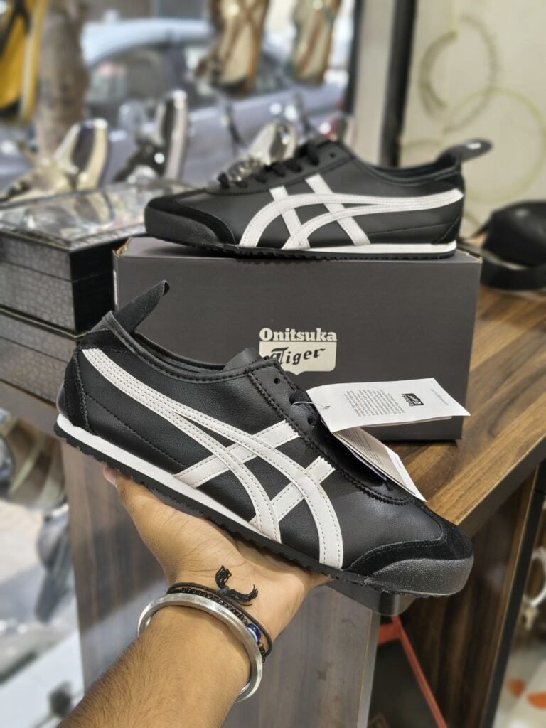 onitsuka-tiger-mexico-66-first-copy-black-white