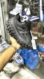 balenciaga-defender-black-first-copy