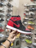 nike-air-jordan-1-retro-patent-bred-first-copy-4