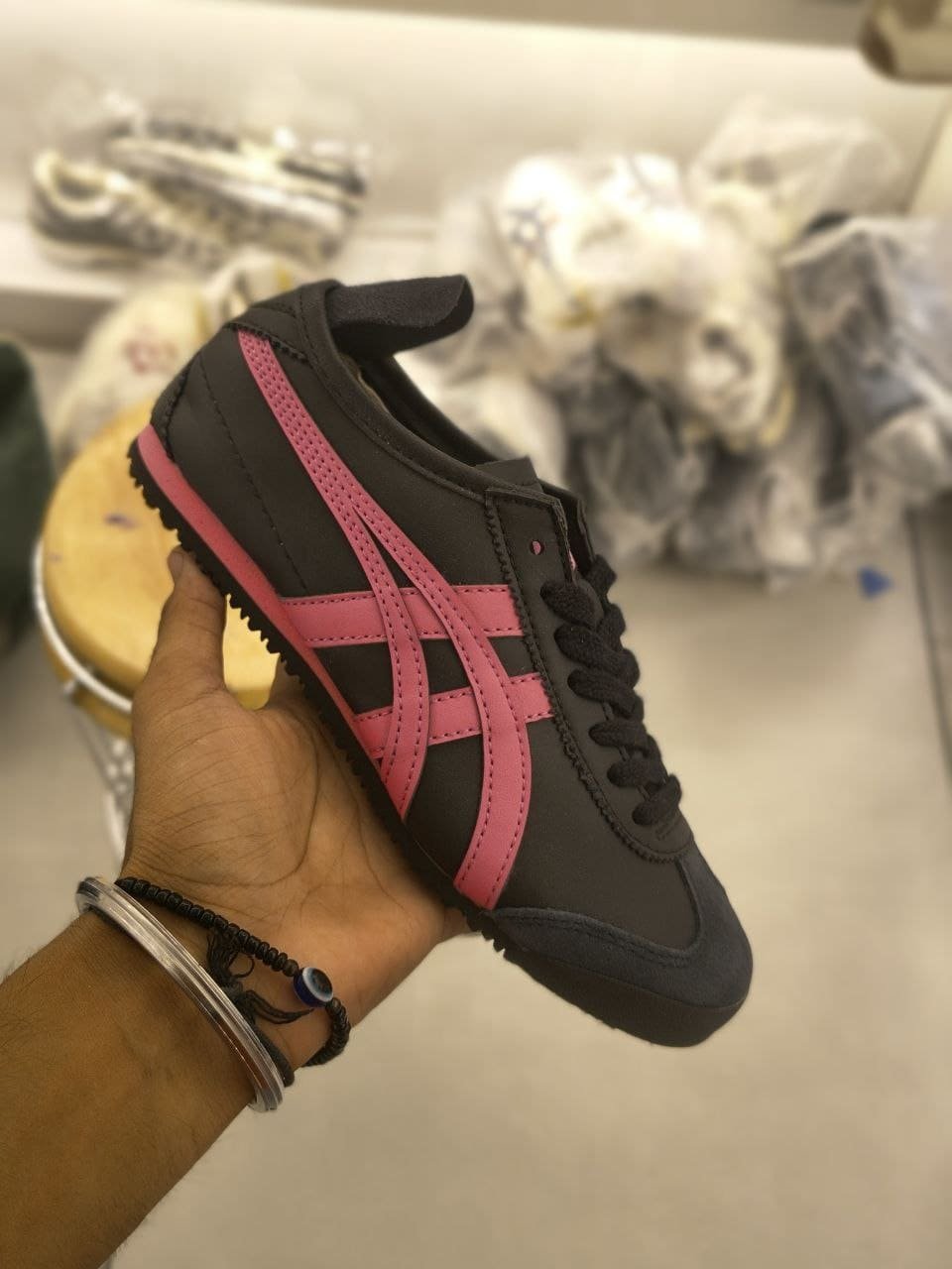onitsuka-tiger-mexico-66-black-pink-first-copy onitsuka-tiger-mexico-66-black-pink-first-copy