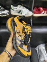 under-armour-echo-yellow-first-copy