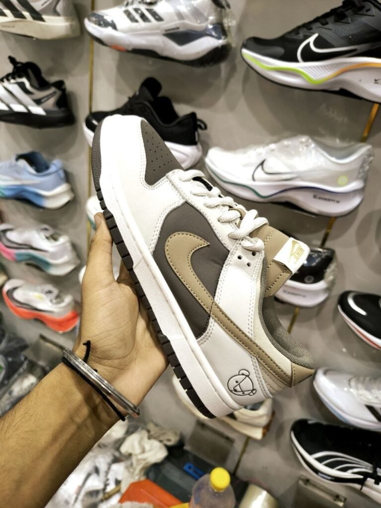 otomo-katsuhiro-x-sb-dunk-low-dark-brown-master-copy